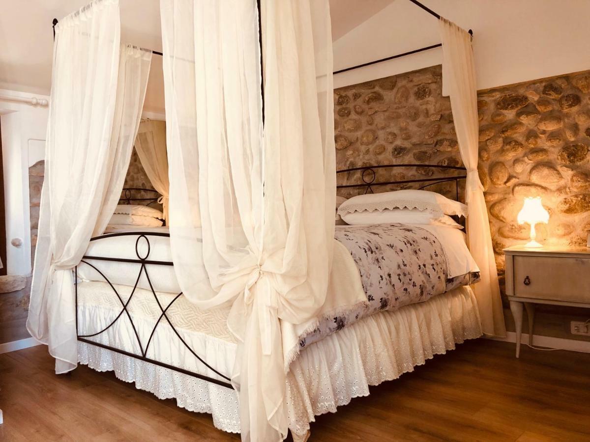 Gardabeds Adults Only Hotel Castelnuovo del Garda Esterno foto